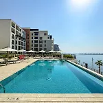 Port De La Mer View 1Br With Private Beach Access